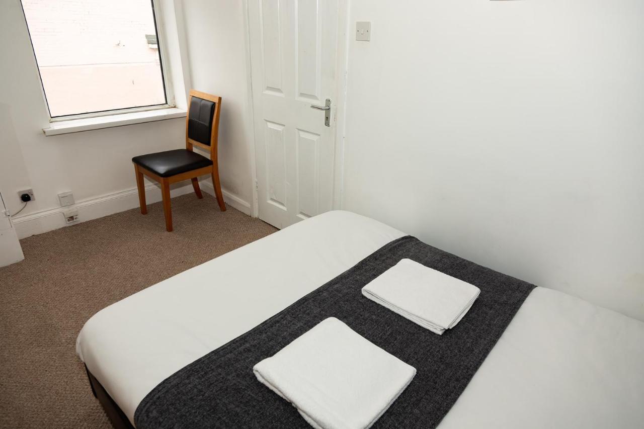 Alexander Apartments Rooms 2 Саут Шийлдс Екстериор снимка