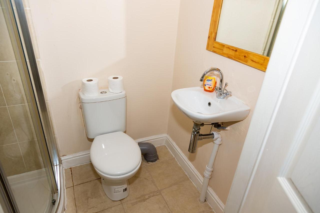 Alexander Apartments Rooms 2 Саут Шийлдс Екстериор снимка